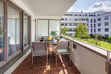 Schwabing: High-quality 3-room apartment with balcony