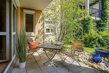 Obersendling: Spacious 1.5-room apartment with terrace