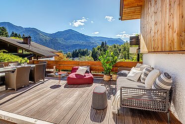 Kreuth am Tegernsee: Terraced end house with unobstructable mountain view for sale