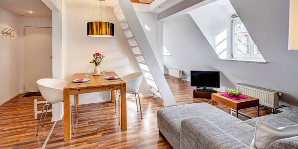 attic apartment with 1.5 room | Munich-Neuhausen | 7667