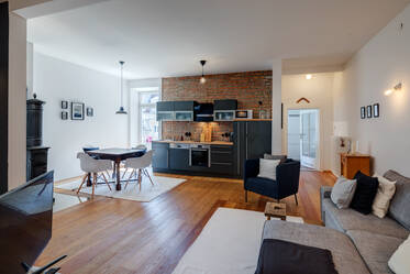 Furnished rental in the heart of the "French Quarter"