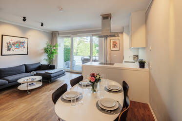 Beautifully furnished apartment in Schwabing-West