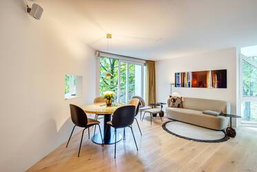Schwabing: Exclusive 2-room apartment in great area 