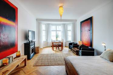 Charming historic apartment in the heart of Munich