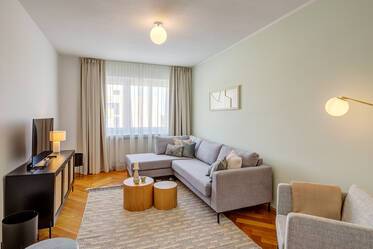 Prinzregentencarree: spacious living - newly furnished
