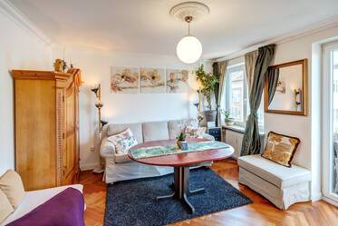 Charming apartment for rent in the heart of Schwabing