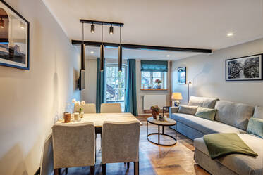 For rent: modern and stylish maisonette apartment