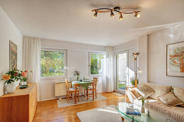 Charming 2-room apartment with terrace & garden