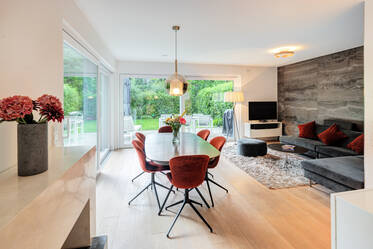Modern semi-detached house for rent in Waldtrudering