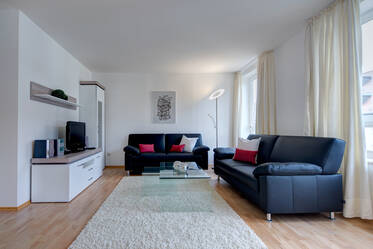 Maxvorstadt: modern 3-room apartment in great location