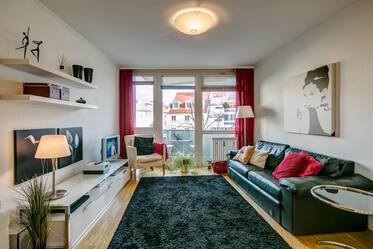 Nicely furnished apartment in Maxvorstadt