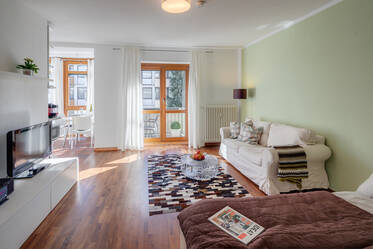 Munich-Harlaching: 1-room apartment with internet flatrate