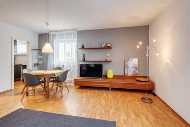 Modern 1-room apartment in quiet location in Munich-Moosach