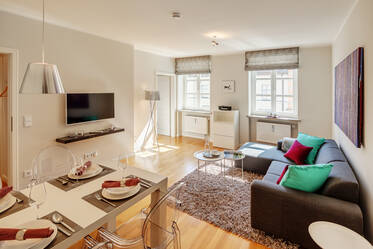 Premium apartment in top location within Maxvorstadt