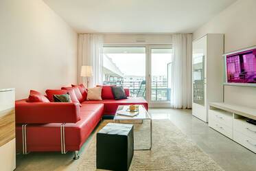 Bright, high-quality 3-room apartment in Munich-Obersendling