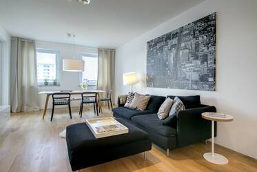 Modern and bright 2-room apartment at Hirschgarten