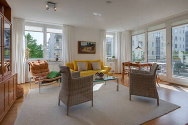 Very nice and sunny 3-room apartment in prime location