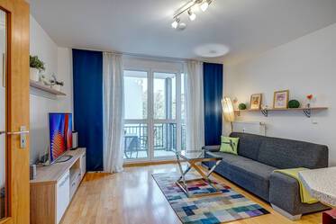 Munich-Obersenling: Beautifully furnished 2-room apartment