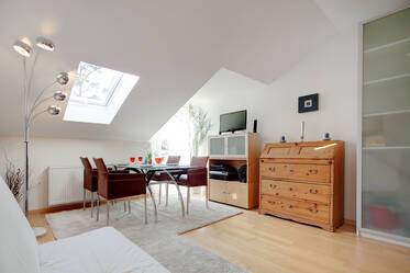 2.5-room attic apartment (suitable as flat-share)