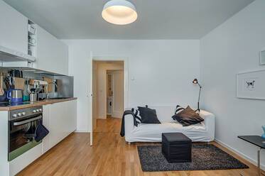 Cozy 2-room apartment near University